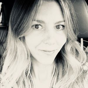 Meet your Posher, Kari